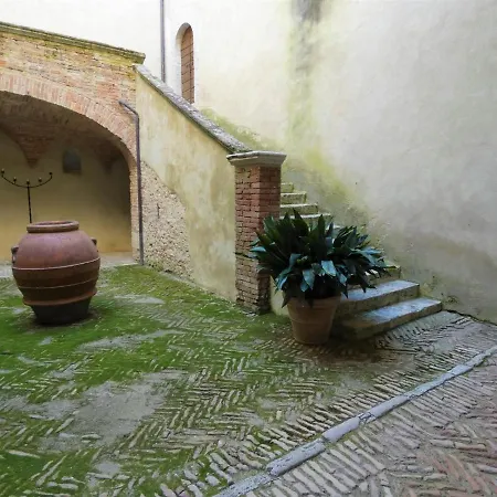Castello Di Casigliano *